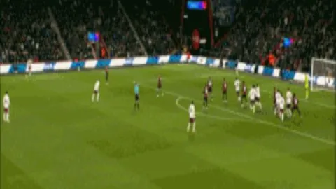 林诗栋与蒯曼并肩晋级乒乓球混双八强